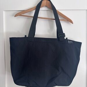 LULULEMON Black Zippered Tote Bag